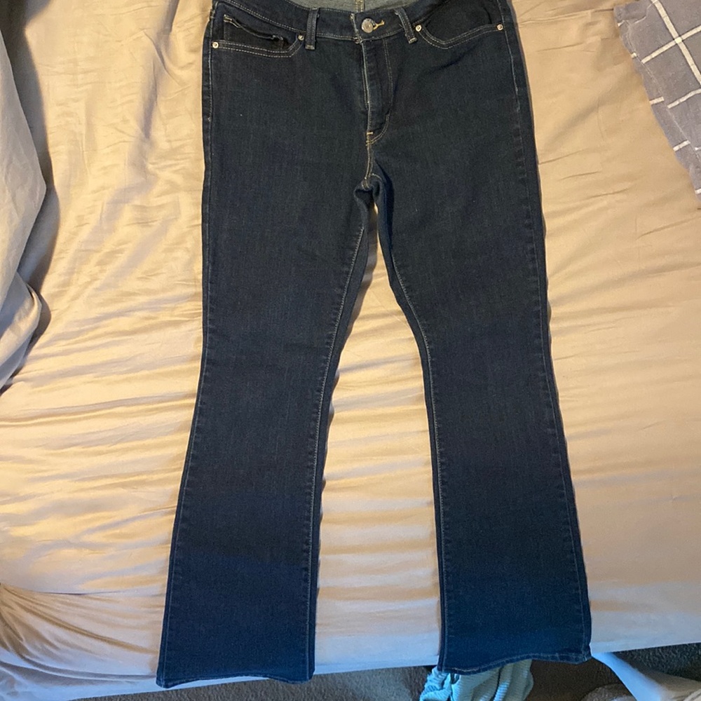 Levi’s 715 bootcut size 30in waist and 36 in length fits woman size 6